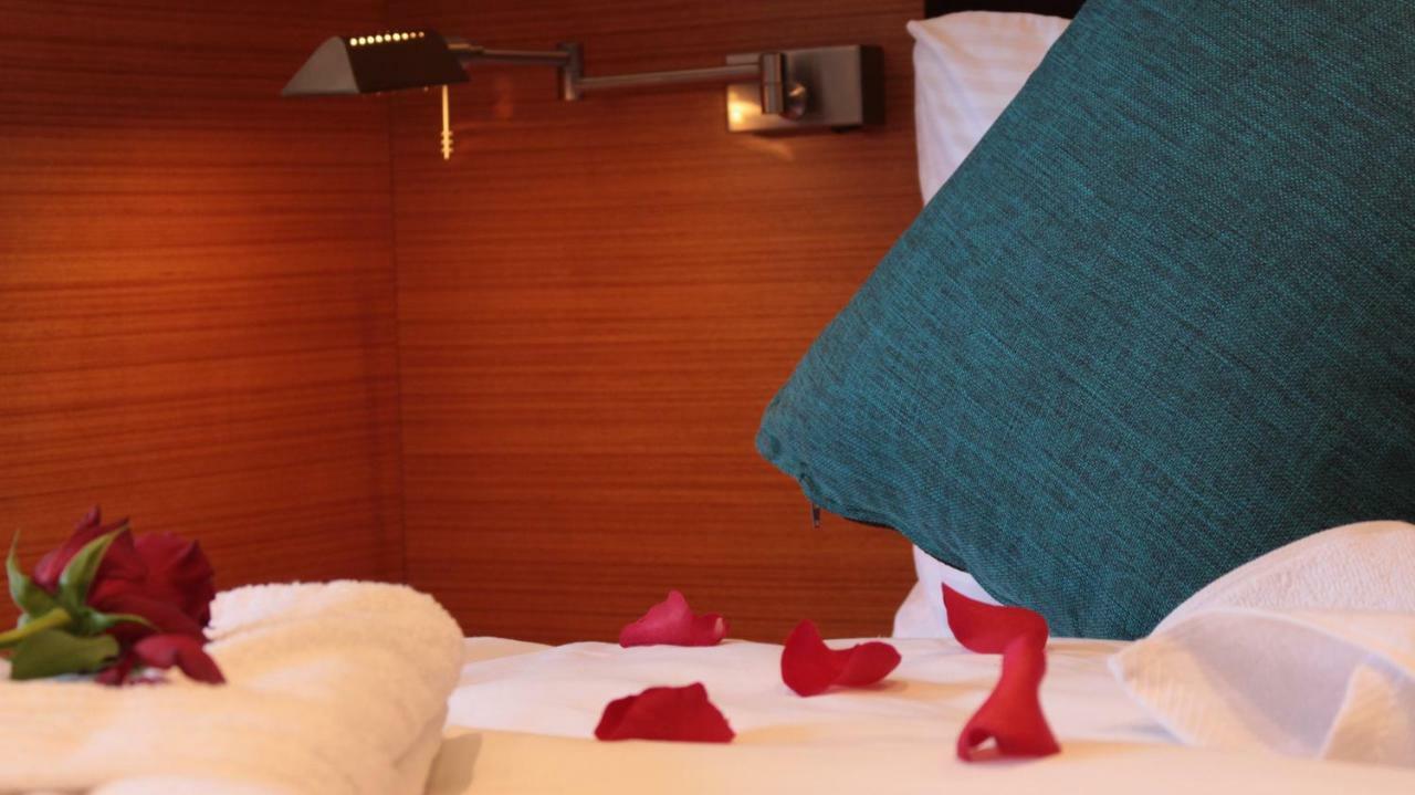 Sefa-I Huerrem Suit House Istanbul Bagian luar foto